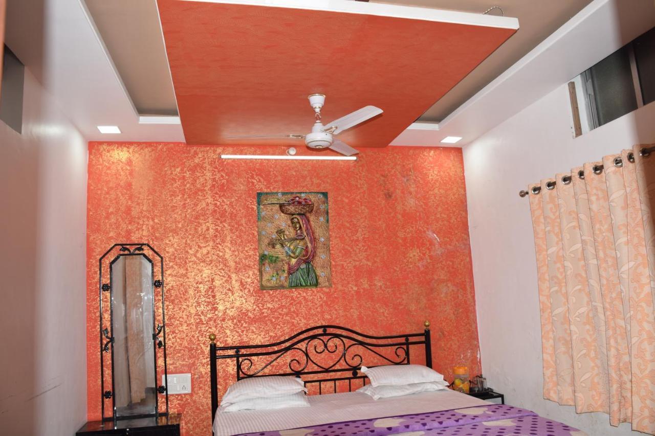 Hotel Deep Valley Mount Abu Exterior photo